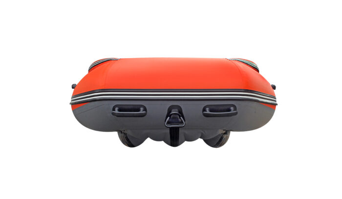 Лодка Reef Triton 425 Fi S-Max с интегрированным фальшбортом
