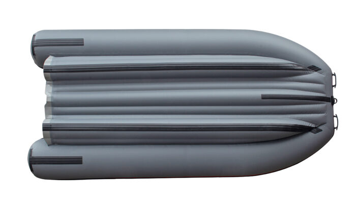 Лодка Reef Triton 425 Fi S-Max с интегрированным фальшбортом